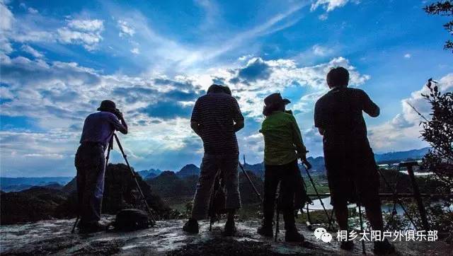 明日之星2017最新动态揭秘，探索自然美景之旅，寻找内心平和之旅启程